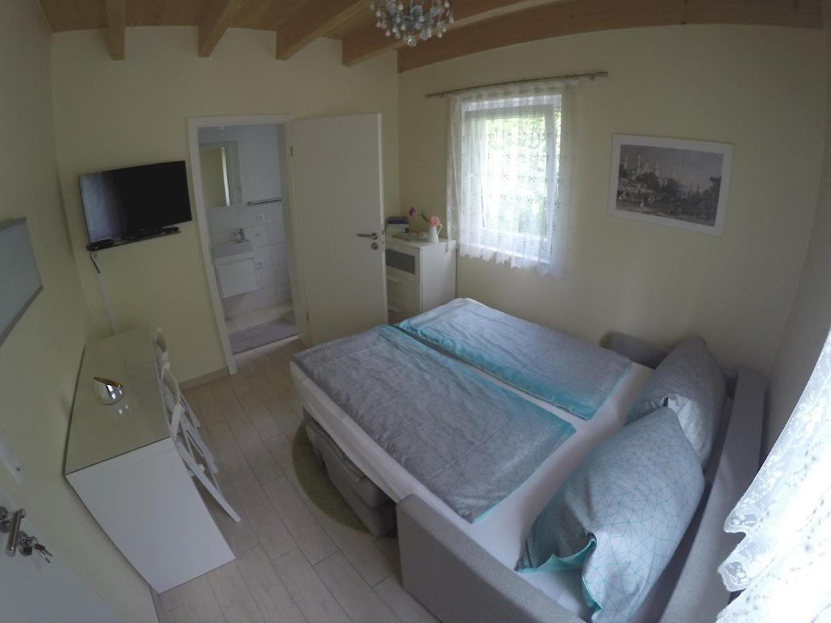 Zimmer Am Waldeck Langenargen Exteriör bild